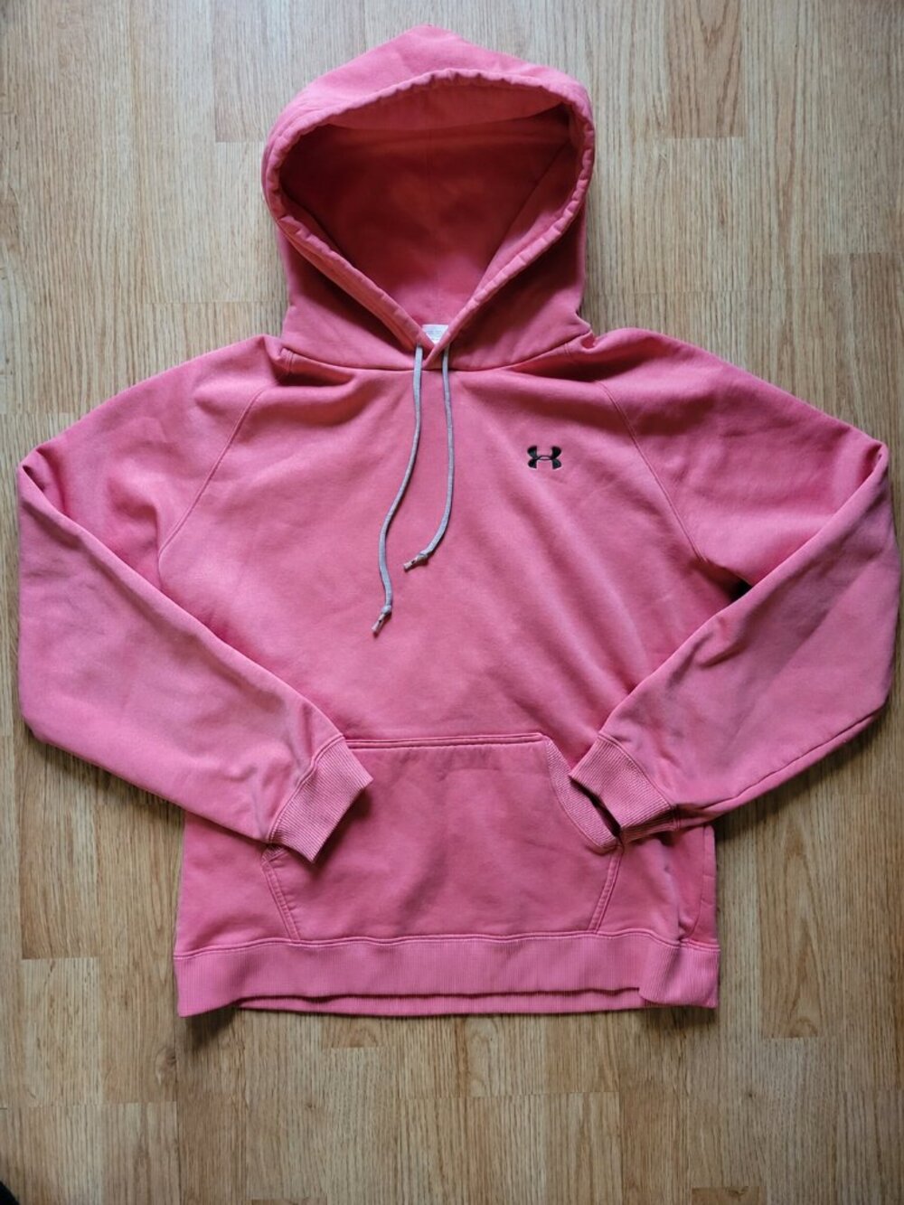 UNDER ARMOUR WOMENS SWEATSHIRT, MED,PINK, SO PRETTY AND COZY, KANGAROO POCKET!